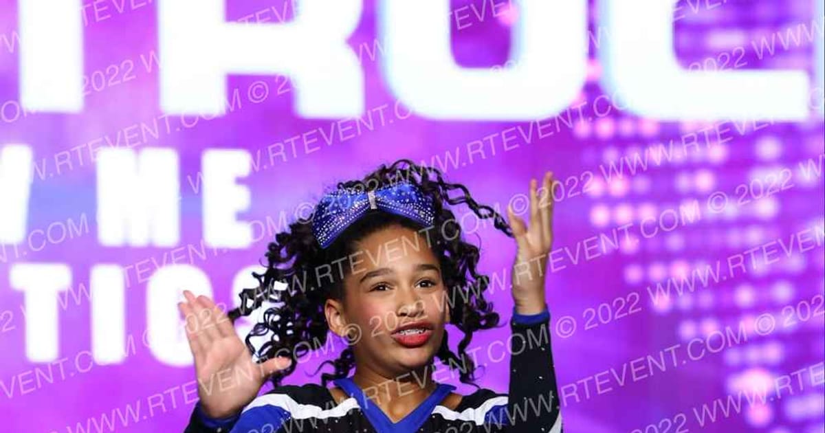 Show Me Athletics Starstruck · All Star Worlds Wednesday