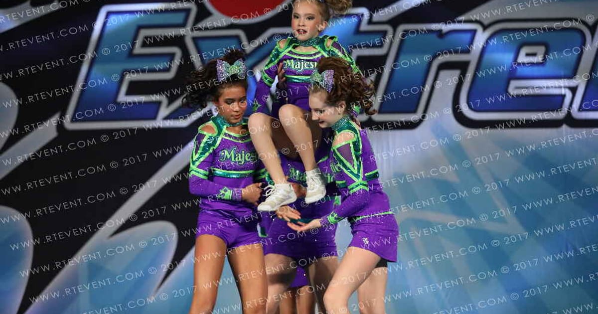 Majestic All Stars Sapphires · Holiday Spectacular