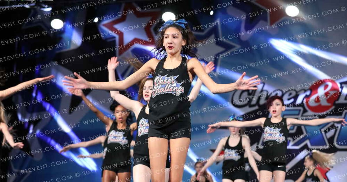 Cheer Challenge Sirens · Holiday Spectacular