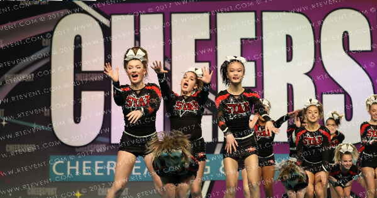 Star Athletics Junior White · CHEERSPORT NATIONALS HALL C1