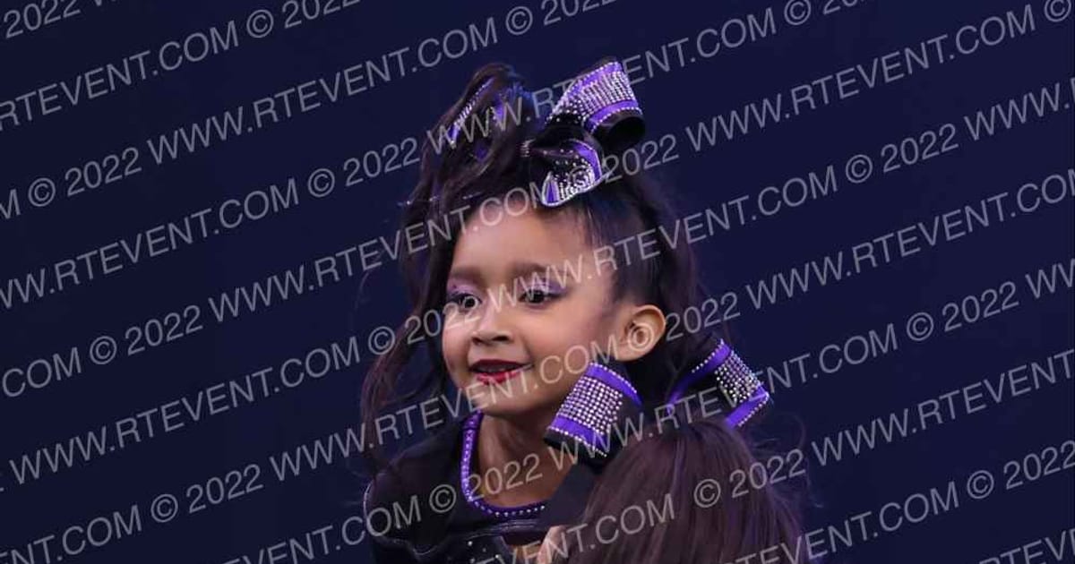 FullOut Xtreme Cheer FOXC Glitterbombs · Prep and Rec