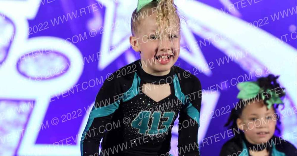 413 CHEER CODE GREEN · The US Finals Worcester