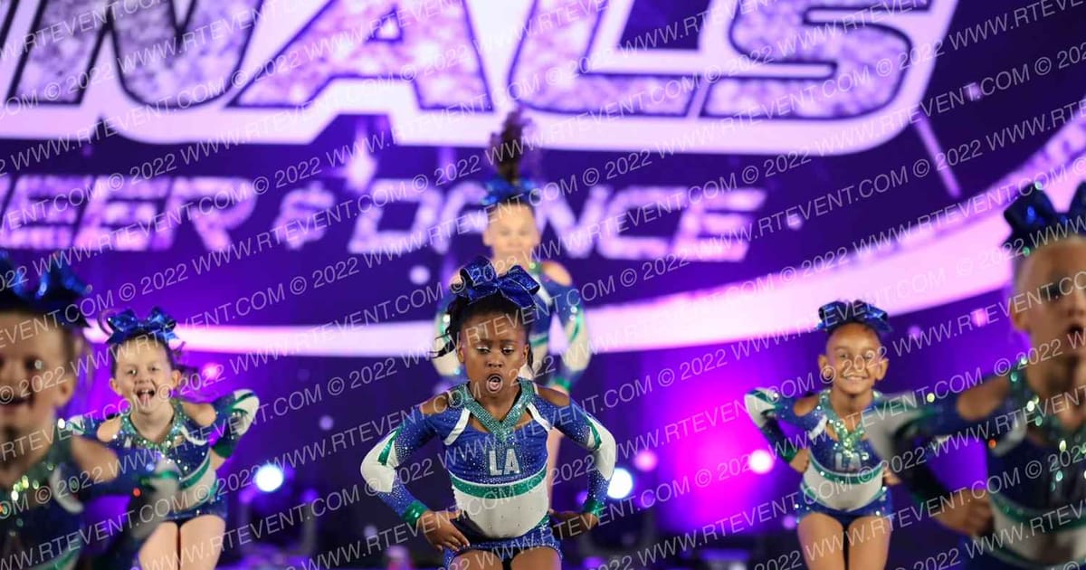 LA All Stars Mini Sparklers · The US Finals Trenton DIDII