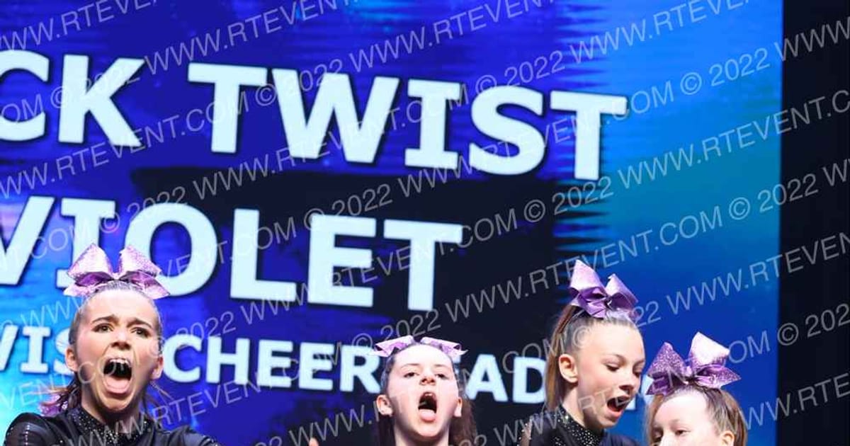 Kick Twist Cheerleading Kick Twist Violet · Prep and Rec