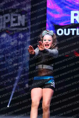 Outlaw Recreation Cheer Redline Renegades