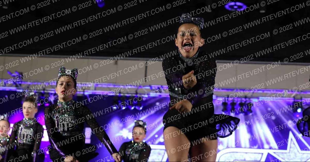 Cheer UP Athletics Rogue · The US Finals Worcester