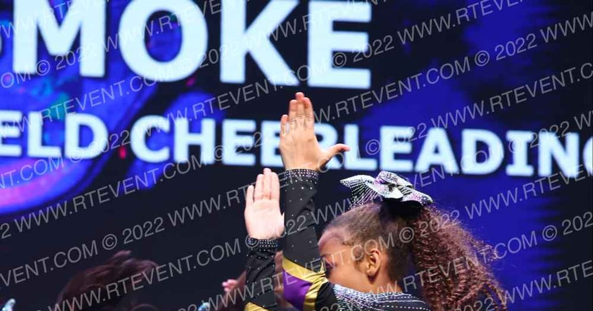 Springfield Cheerleading Smoke · Prep and Rec