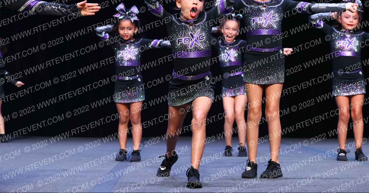 FullOut Xtreme Cheer FOXC Glitterbombs · Prep and Rec