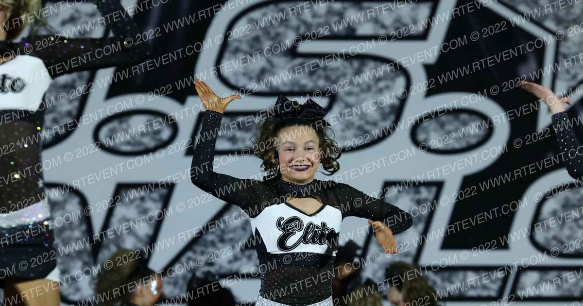 Elite Cheer Center Glow · The US Finals Louisville