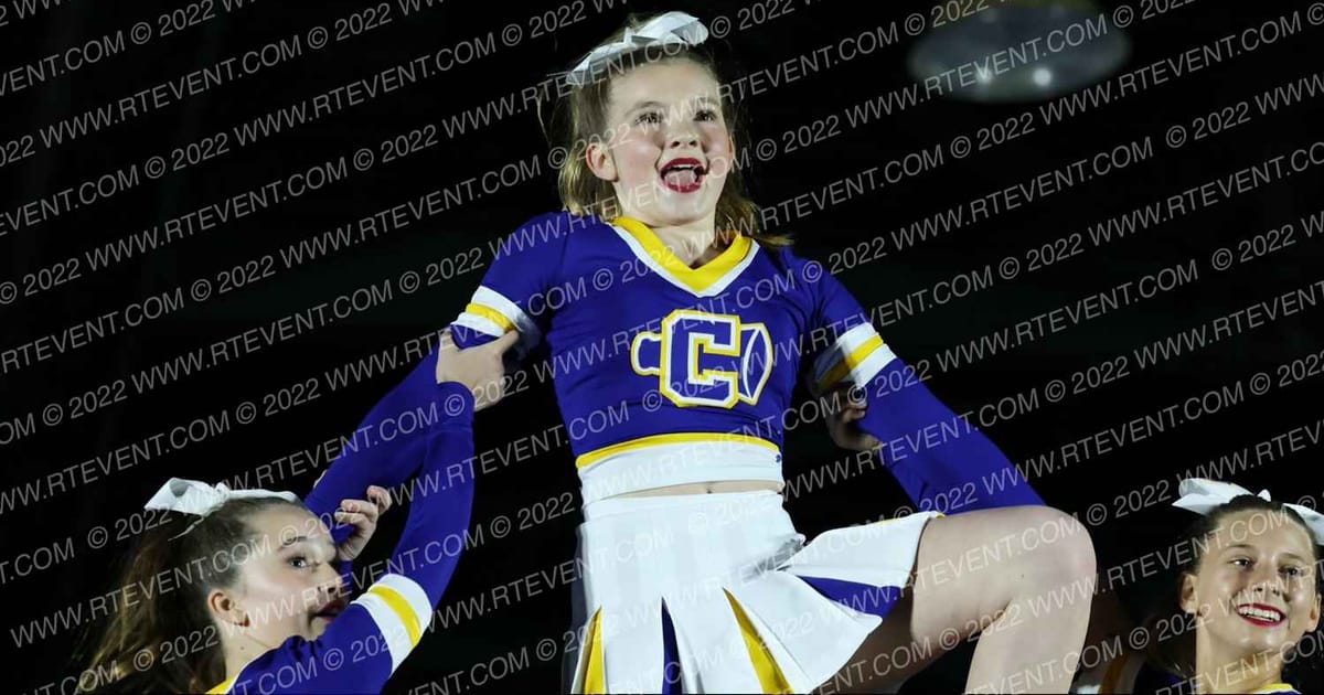 Carmel Cheer Club Hounds · The US Finals Louisville