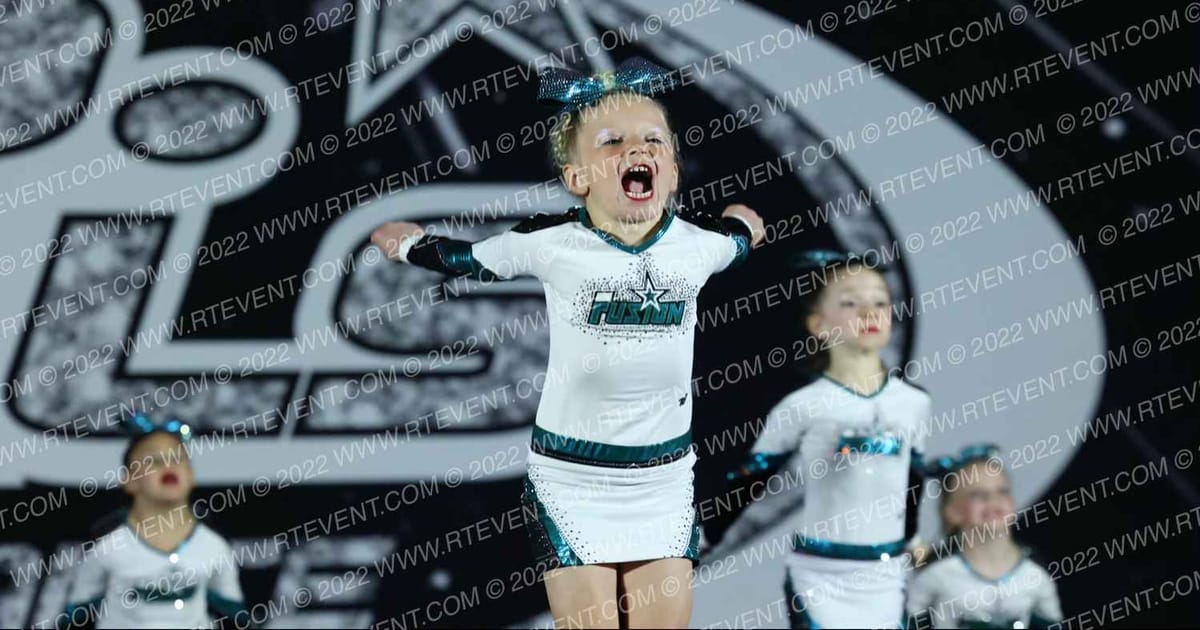 Cheer Fusion Elite Tiny Bolts · The US Finals Louisville