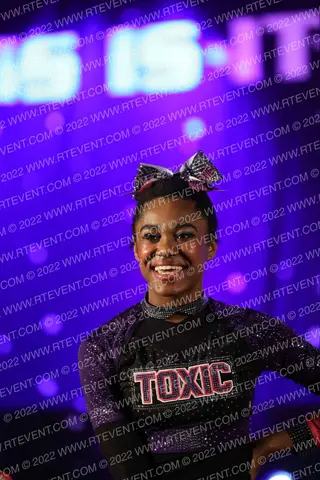 8 Count Cheer Academy Toxic