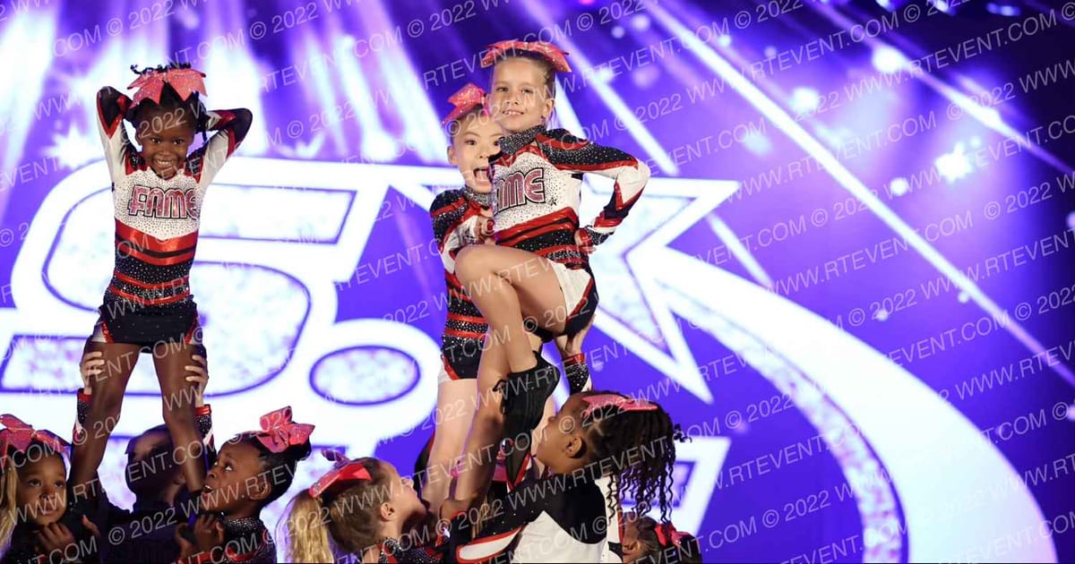 FAME All Stars - VA Beach BEACH BABIES · The US Finals Virginia Beach DIDII