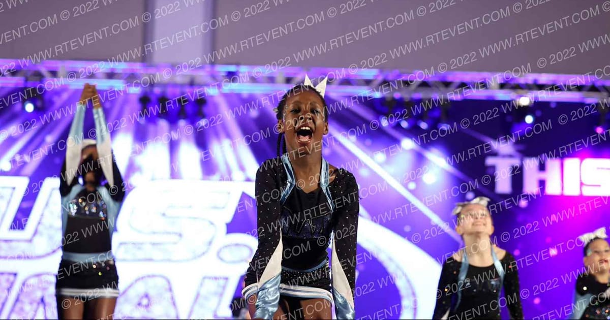 Blaze Elite Cheer Thunder · The US Finals Virginia Beach DIDII
