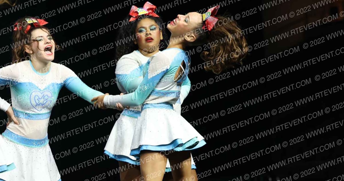 OC ELITE BAHAMA MAMAS · The Champion