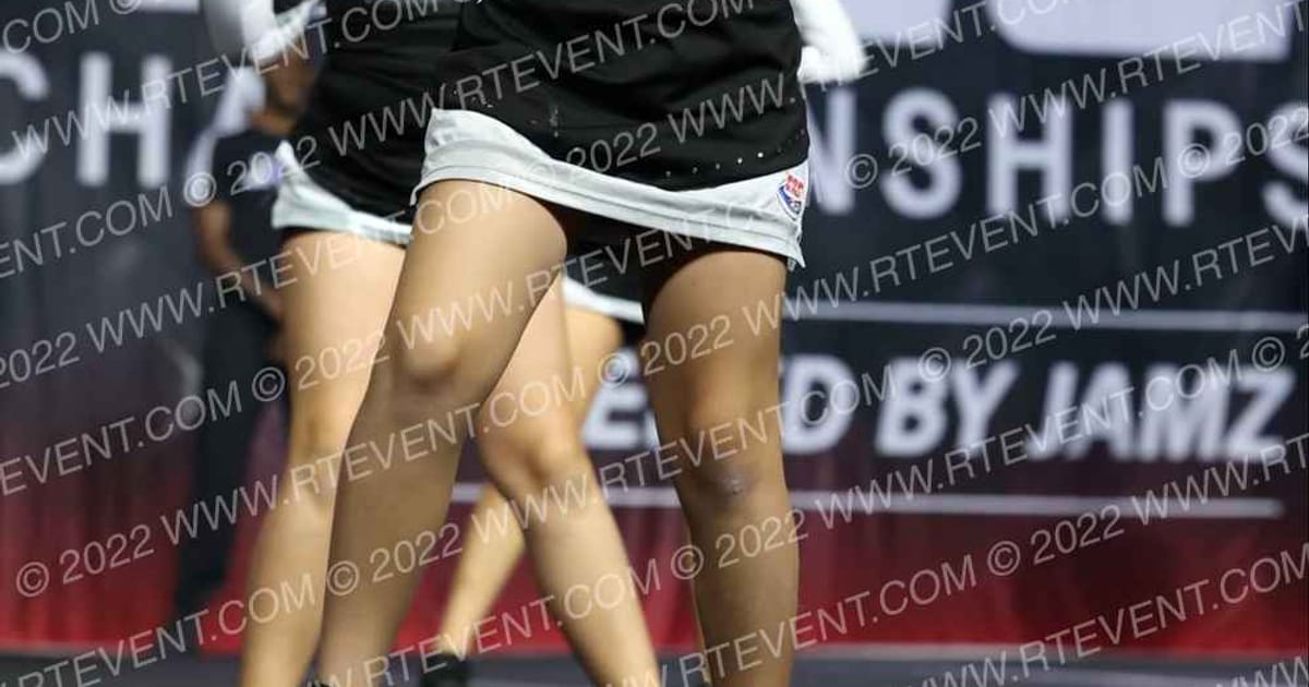 VISTA LIL  PANTHERS · The Pinnacle Cheerleading Championship