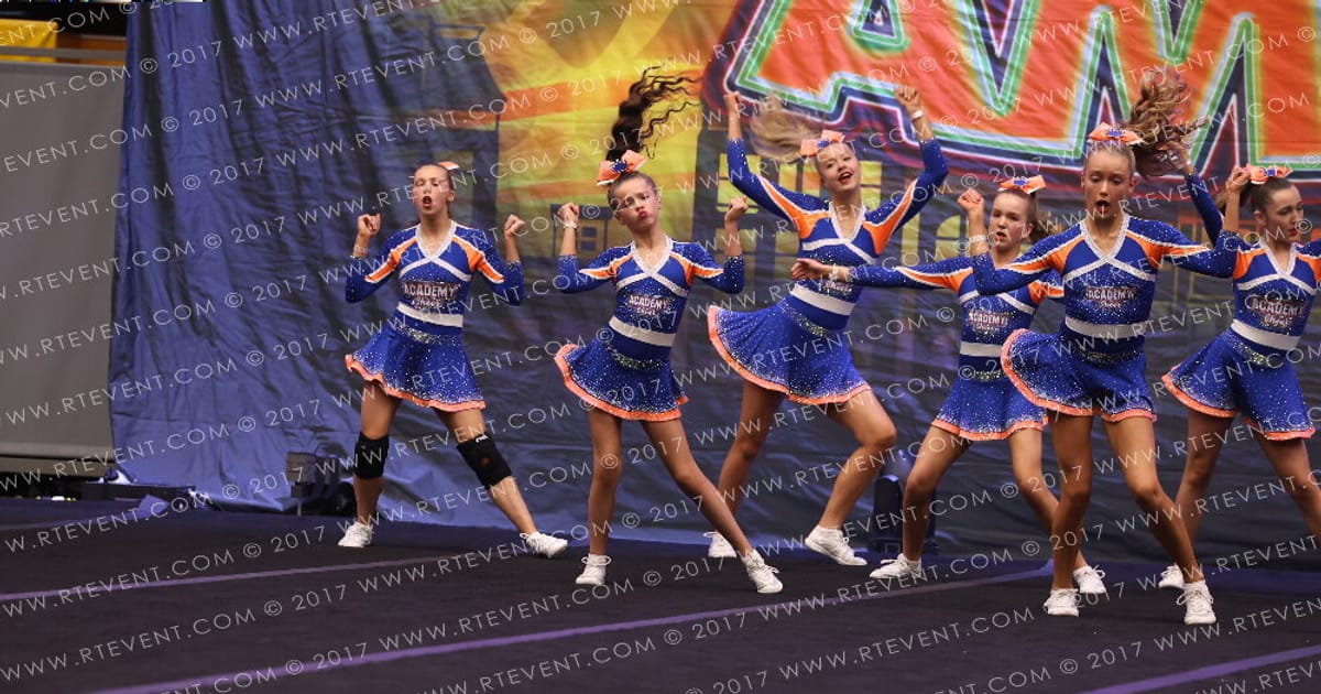 Academy Cheer Queen of hearts · FC Amsterdam