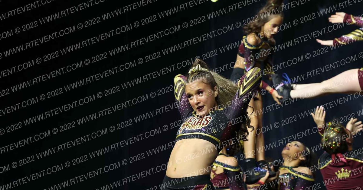 VEGAS PREMIER ATHLETICS SENIOR SAPPHIRE · The Pinnacle Cheerleading Championship