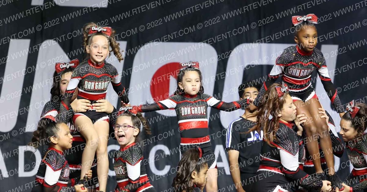 OAK GROVE CADETS · The Pinnacle Cheerleading Championship