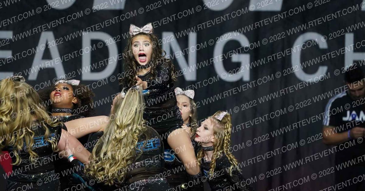 SIERRA VISTA ELITE HEAT · The Pinnacle Cheerleading Championship