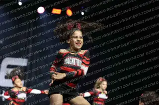 MAGNITUDE CHEER LADY SHOCKS