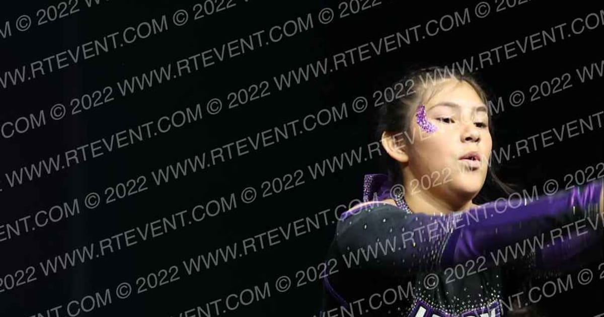 LEGACY ELITE ROYALTY · The Pinnacle Cheerleading Championship