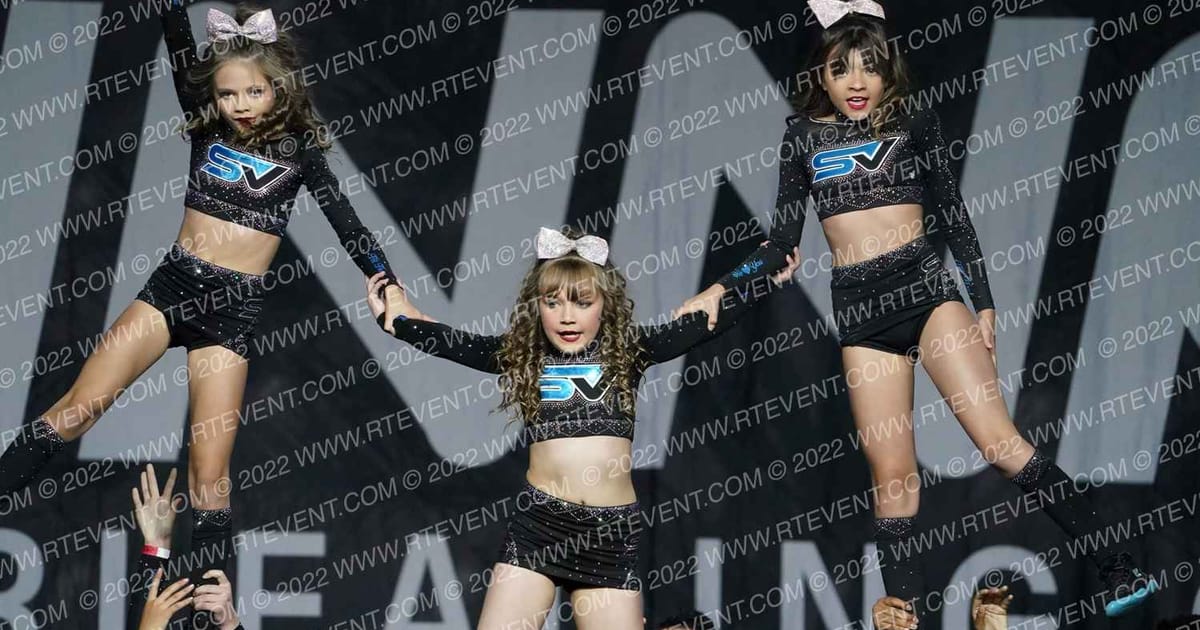SIERRA VISTA ELITE ROYALTY · The Pinnacle Cheerleading Championship