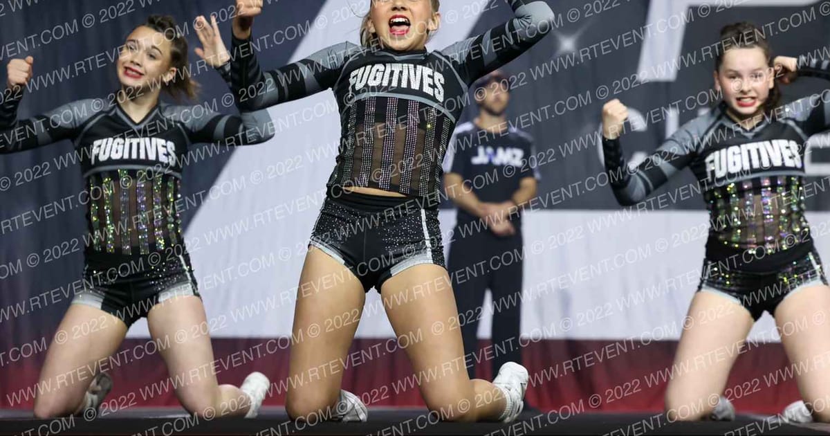 ROGUE CHEER ATHLETICS SENIOR FUGITIVES · The Pinnacle Cheerleading Championship