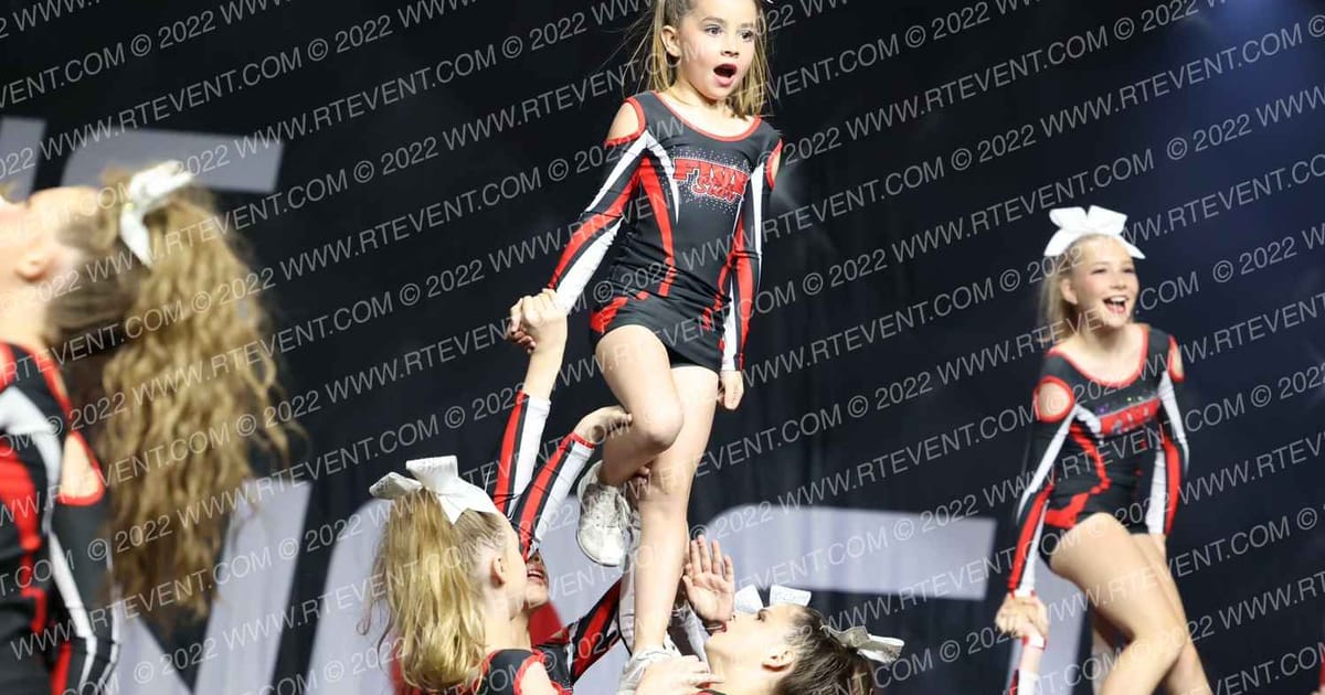 FIVE STAR ATHLETICS ECLIPSE · The Pinnacle Cheerleading Championship
