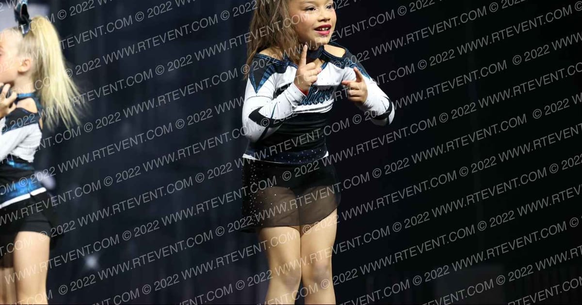 BELIEVE ATHLETICS GLITTER GIRLS · The Pinnacle Cheerleading Championship