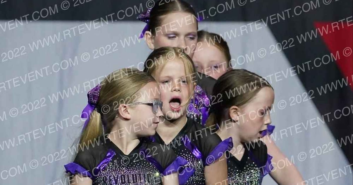 RENO REVOLUTION CHEER AMETHYST · The Pinnacle Cheerleading Championship