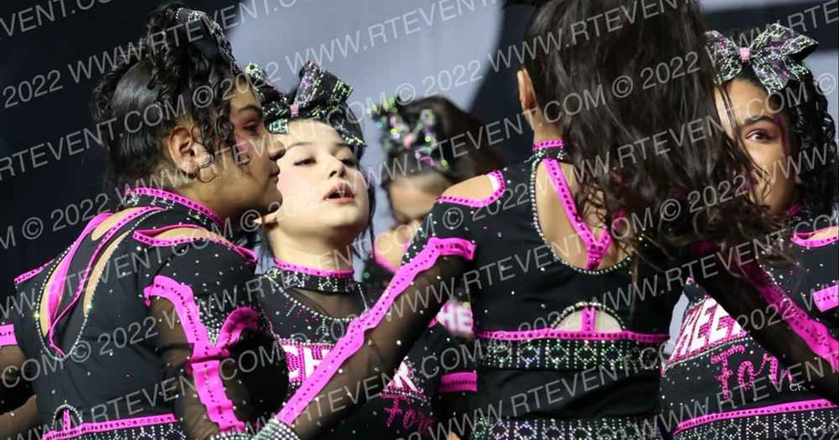 SUMMIT CHEER AT MISMO M80S · The Pinnacle Cheerleading Championship