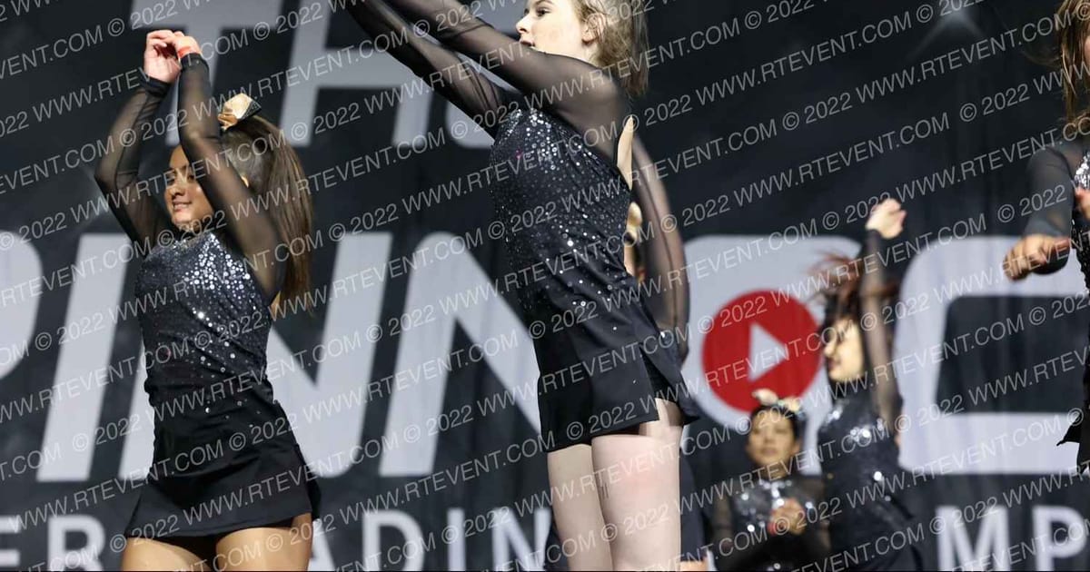 TAHOE ELITE CHEER SNOWBUNNIES · The Pinnacle Cheerleading Championship