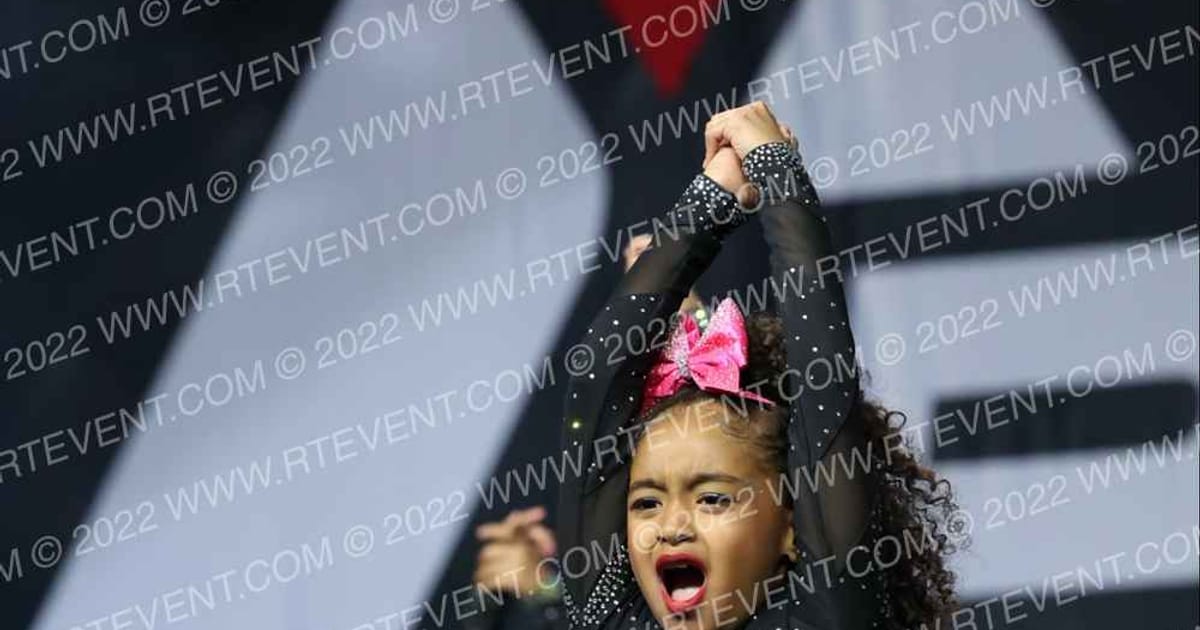 ONE LOVE ALLSTARS DIAMONDS · The Pinnacle Cheerleading Championship
