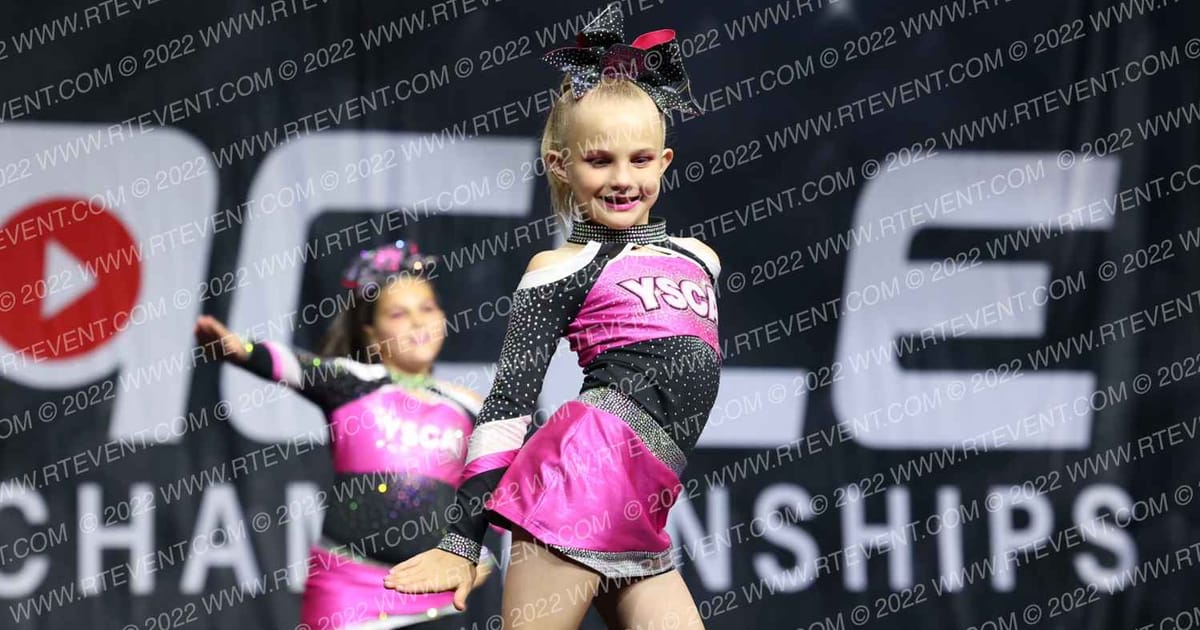 YSCA PINK DIAMONDS · The Pinnacle Cheerleading Championship