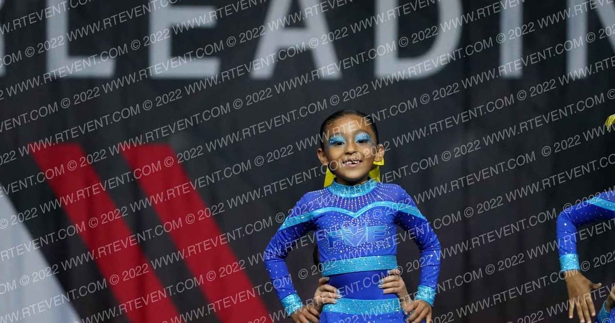 FRESNO ELITE BUMBLEBEE · The Pinnacle Cheerleading Championship