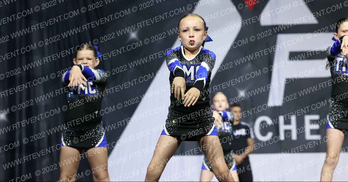 THE MOVEMENT CENTER FLASH · The Pinnacle Cheerleading Championship