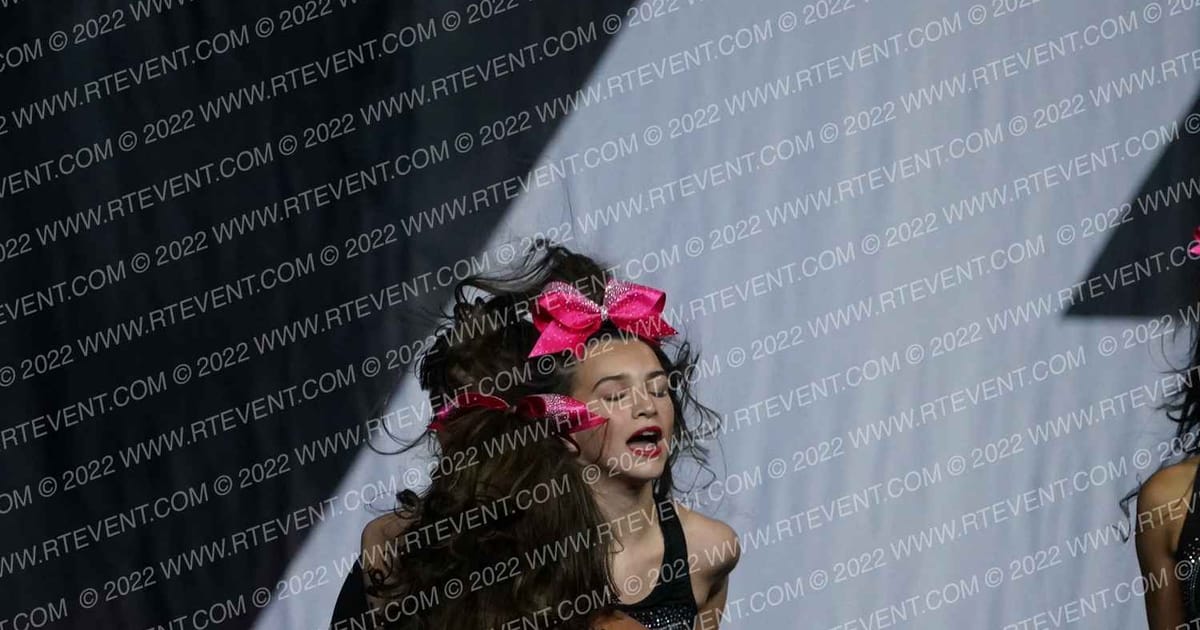 OC ELITE HULA HOTTIES · The Pinnacle Cheerleading Championship
