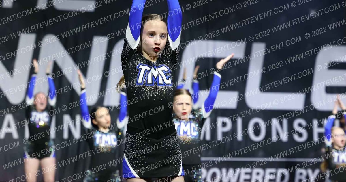 THE MOVEMENT CENTER IGNITE · The Pinnacle Cheerleading Championship