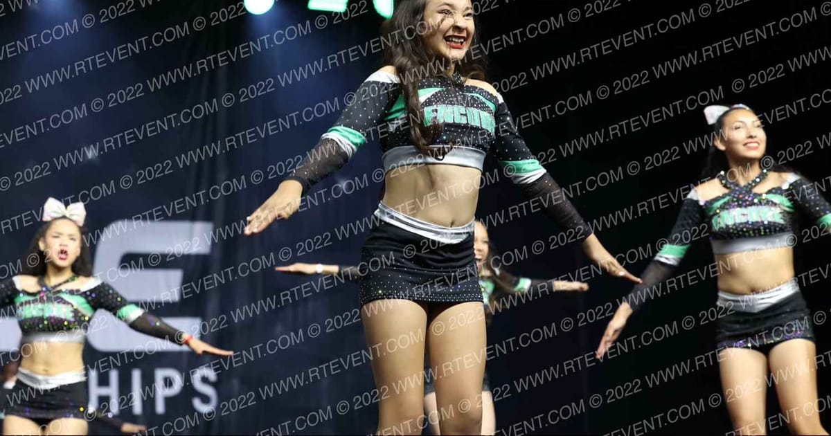 ENCORE XTREME BLACKOUT · The Pinnacle Cheerleading Championship