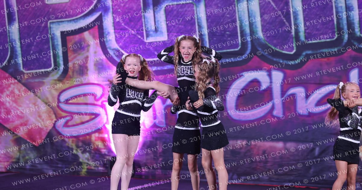 Team Love Cheer SWEETHEARTS · Superhero Spirit Challenge