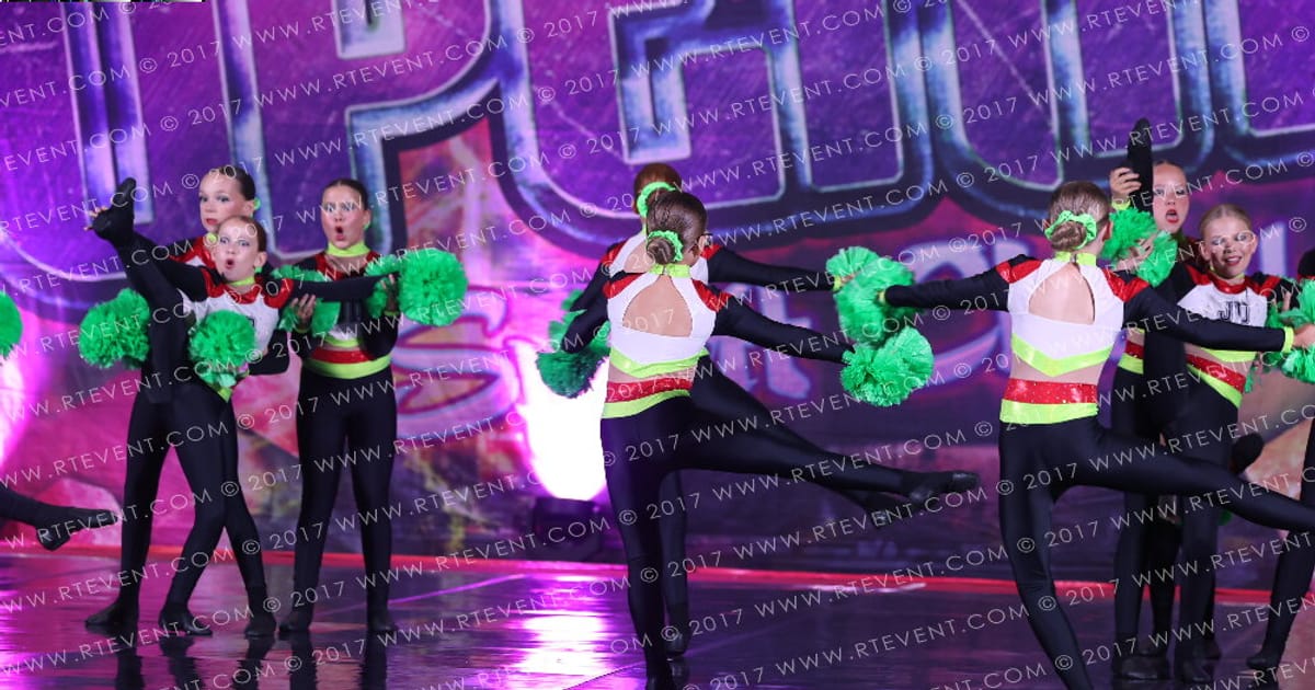 JAZZLE DAZZLE holler · Superhero Spirit Challenge