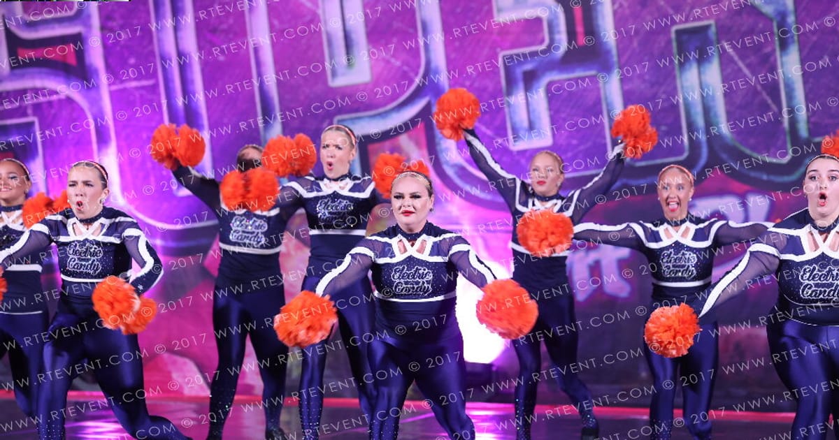Electric Candy Cheerleaders Ice · Superhero Spirit Challenge