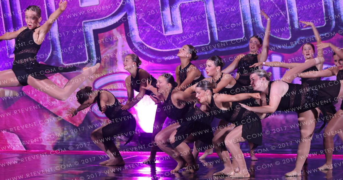 Team Love Cheer HEARTBREAKERS · Superhero Spirit Challenge