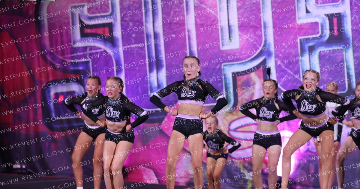 Glow Extreme Cheer and Dance Reputation · Superhero Spirit Challenge