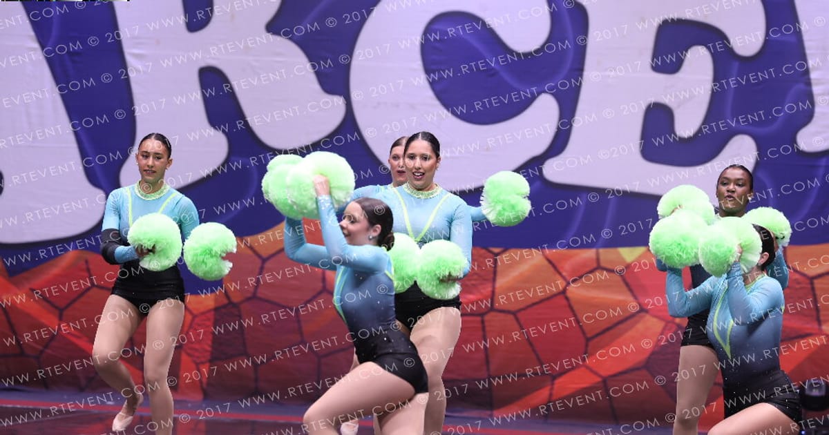 SOUTH NATION CHEERLEADING LIBRA · FC Barcelona