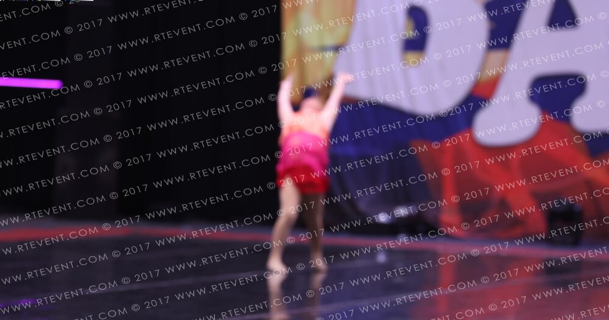 Power Cheer Sophie Savill · FC Barcelona