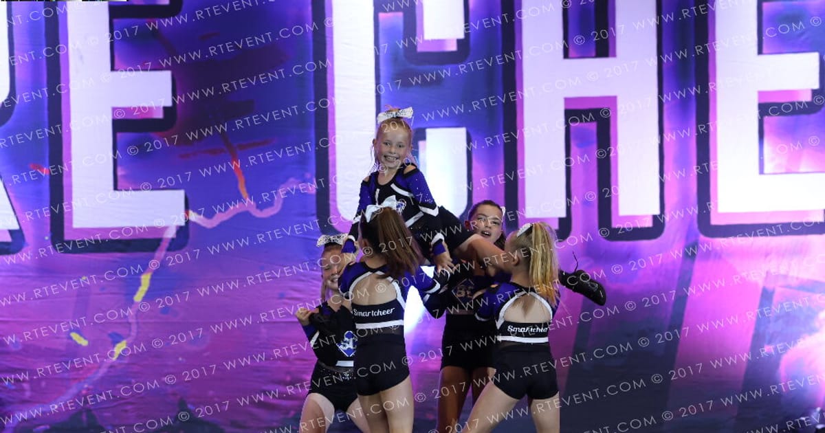 SmartCheer Onyx · FC Essentials National