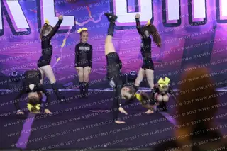 Kick Twist Cheerleading Banana