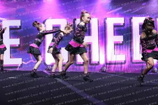 Fusion Cheerleaders Rockets